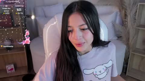 Snapshot of meelanny_ds chatting on 01-11-25, 09:26   online show from 01-11-25, 09:26