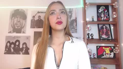 Emily online show from 01-12-25, 01:11