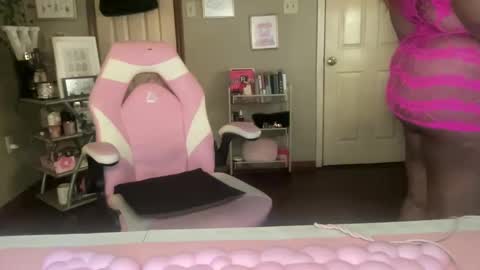 Southern Peach online show from 09-15-25, 03:23