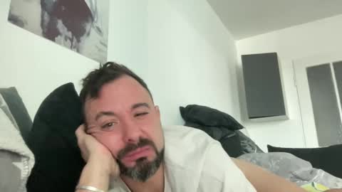 Snapshot of mega1185264 chatting on 11-23-25, 10:15 mega1185264 online show from 11-23-25, 10:15