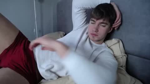 Max online show from 02-01-26, 12:26