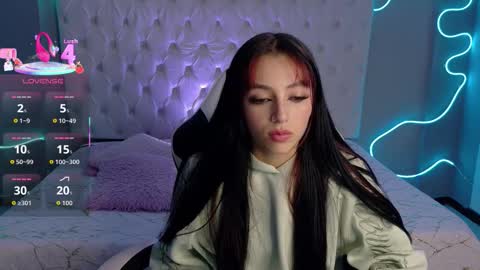 Snapshot of megan__cole1 chatting on 11-27-25, 04:14 Megan online show from 11-27-25, 04:14