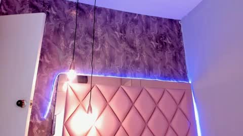 M E G A N online show from 01-22-25, 01:10