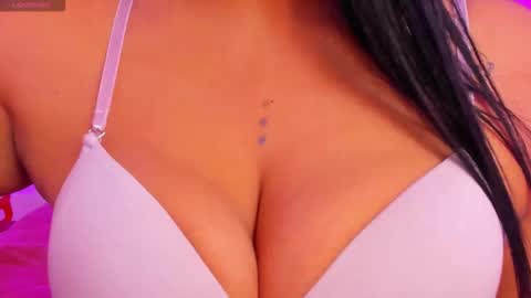 Megan online show from 11-17-25, 10:21