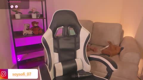 Snapshot of megan_blase chatting on 12-05-25, 04:21 Megan online show from 12-05-25, 04:21