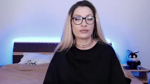 Snapshot of megan_blazee chatting on 12-22-24, 09:20 Megan Blazee online show from 12-22-24, 09:20