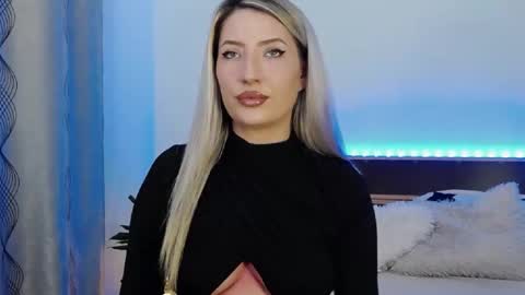 Snapshot of megan_blazee chatting on 02-26-25, 08:11 Megan Blazee online show from 02-26-25, 08:11