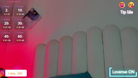 Snapshot of megan_browns1 chatting on 02-01-25, 12:58 Megan online show from 02-01-25, 12:58