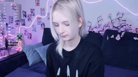 Megan and Anna online show from 01-09-26, 05:26