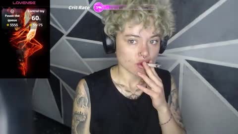 Snapshot of megan_coop3r_ chatting on 02-01-26, 05:11 Megan and sophi online show from 02-01-26, 05:11