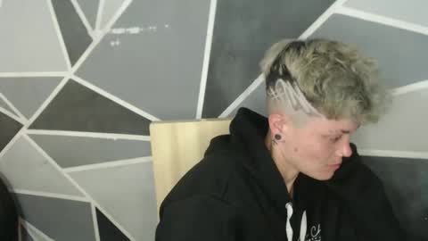 Snapshot of megan_coop3r_ chatting on 03-07-26, 05:26 Megan and sophi online show from 03-07-26, 05:26