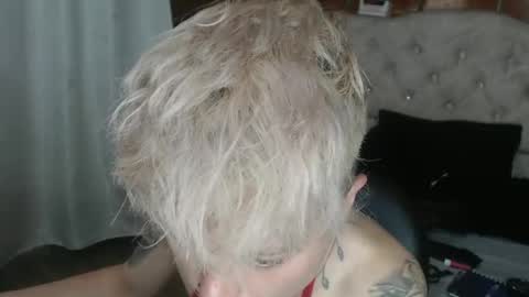 Snapshot of megan_coop3r_ chatting on 05-13-26, 02:31 Megan and sophi online show from 05-13-26, 02:31