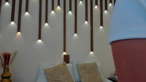 Snapshot of megan_cooper28 chatting on 10-24-25, 09:22 MEGAN COOPER online show from 10-24-25, 09:22