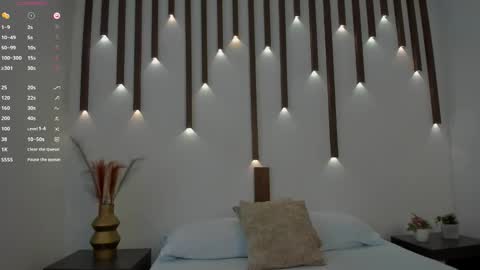 Snapshot of megan_cooper28 chatting on 11-18-25, 07:18 MEGAN COOPER online show from 11-18-25, 07:18