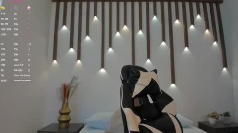 Snapshot of megan_cooper28 chatting on 11-29-25, 07:17 MEGAN COOPER online show from 11-29-25, 07:17