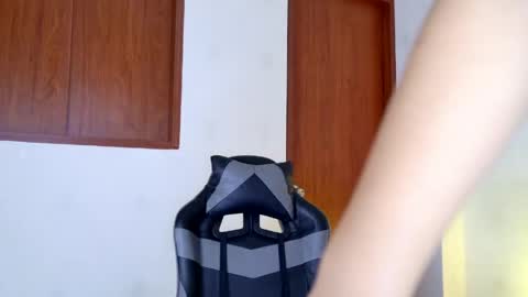 Carolina Paez online show from 04-28-26, 12:21