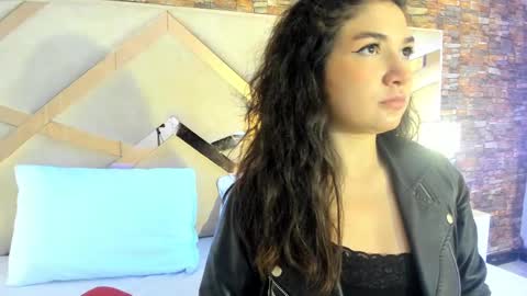     online show from 10-08-25, 01:09