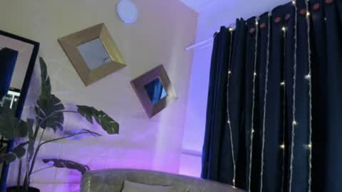 Snapshot of megan_devon chatting on 06-10-26, 12:59 online show from 06-10-26, 12:59