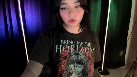 Snapshot of megan_evaans chatting on 12-06-24, 08:40 welcome guys   please  help me to reach 100 hands up Thanks  online show from 12-06-24, 08:40