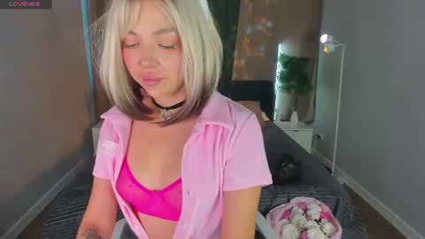 Megan Fosterr online show from 07-29-26, 09:29