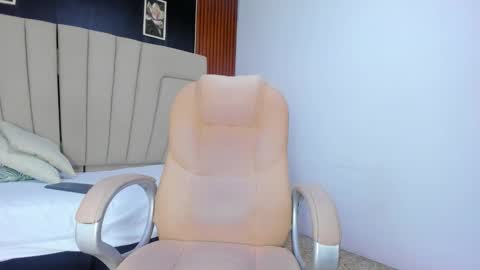 Megan online show from 12-22-25, 03:14