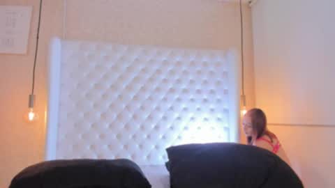 MEGAN online show from 04-26-26, 11:02