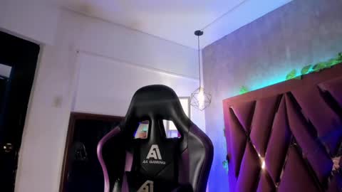    online show from 01-30-25, 02:38