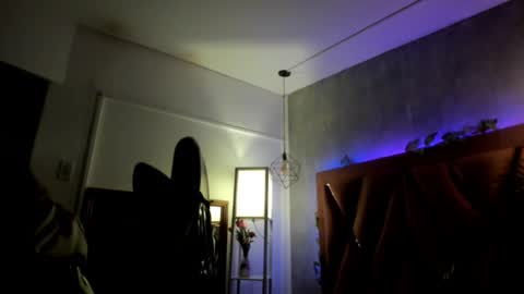    online show from 03-02-25, 01:47