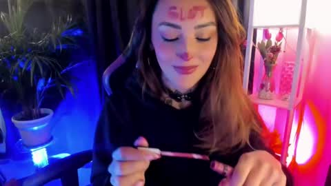    online show from 03-07-25, 08:23