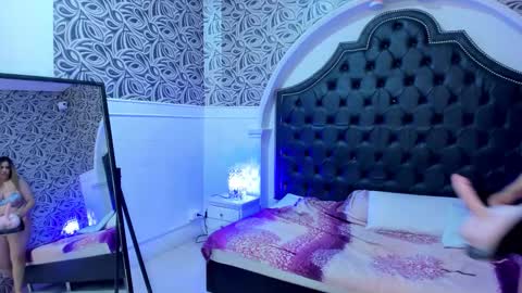 Snapshot of megan_jall chatting on 12-14-25, 03:01 megan_jall online show from 12-14-25, 03:01