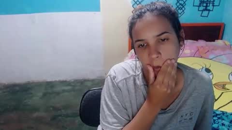 Snapshot of megan_little_ chatting on 01-15-25, 03:00 amanda online show from 01-15-25, 03:00