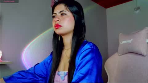 Snapshot of megan_queen_777 chatting on 06-13-26, 09:29 megan_queen_777 online show from 06-13-26, 09:29