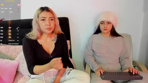 Snapshot of megan_sexrose chatting on 12-21-24, 05:29 Megan rose online show from 12-21-24, 05:29