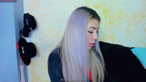 Snapshot of megan_sexrose chatting on 03-04-26, 03:23 Megan rose online show from 03-04-26, 03:23