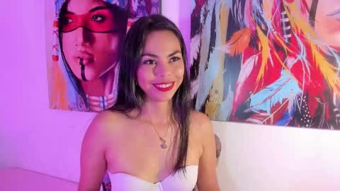 Snapshot of megan_shadow chatting on 09-26-25, 08:35 Megan Shadow online show from 09-26-25, 08:35