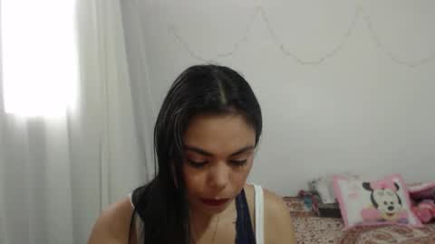 Snapshot of megan_shadow chatting on 12-04-25, 07:33 Megan Shadow online show from 12-04-25, 07:33