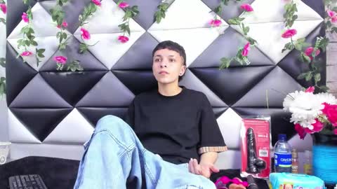 megan_thompsonn_ online show from 09-20-25, 02:23