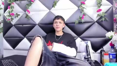 megan_thompsonn_ online show from 10-16-25, 02:12