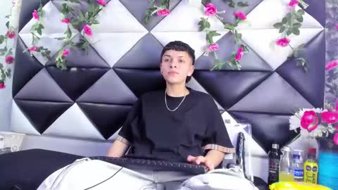 megan_thompsonn_ online show from 12-04-25, 02:21