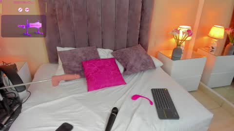 Snapshot of megan_thompsoon1 chatting on 05-23-26, 02:10 Megan online show from 05-23-26, 02:10