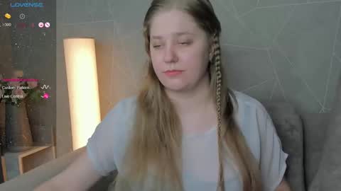 Megan Mon Fri  1600-2200pm Tue Wen Sat 0900-1600pm online show from 12-12-24, 06:31