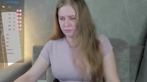 Megan Mon Fri  1600-2200pm Tue Wen Sat 0900-1600pm online show from 12-16-24, 03:54