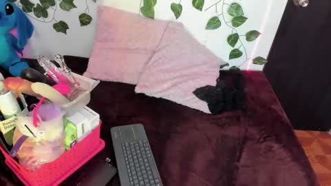 Megan online show from 12-04-24, 12:14