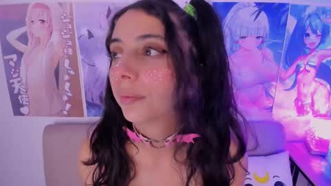 Snapshot of megan_yagami chatting on 02-13-25, 04:32 Megan  online show from 02-13-25, 04:32