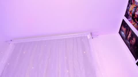 Snapshot of megan_yagami chatting on 10-15-25, 08:58 Megan  online show from 10-15-25, 08:58