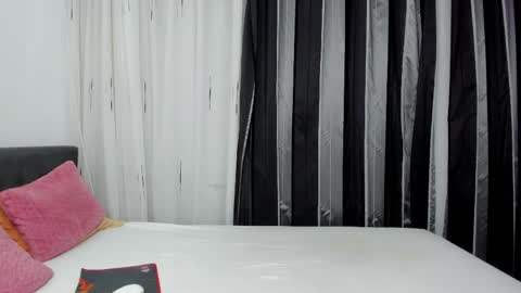 megancherrly online show from 03-11-26, 09:54