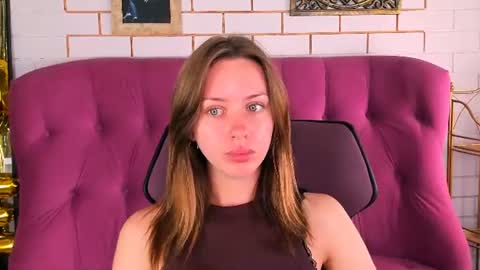Megan online show from 06-10-26, 05:39