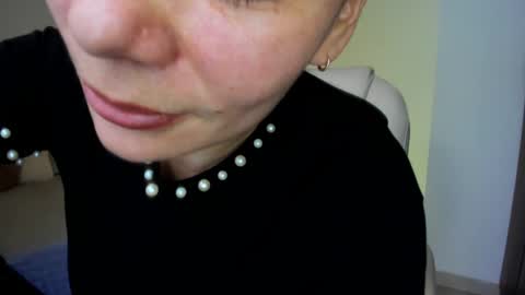 Snapshot of megandupont chatting on 02-08-25, 04:04 Megan M online show from 02-08-25, 04:04