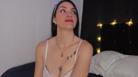 Megan Hofman online show from 03-17-26, 12:04