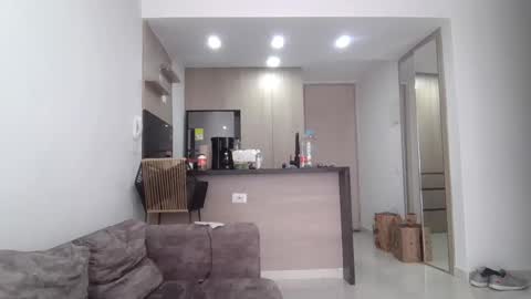 Snapshot of meganhotxx2 chatting on 02-09-25, 05:43 megan        online show from 02-09-25, 05:43